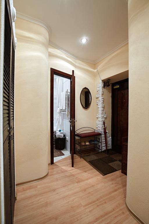 Babylon Apartments On Petliury Street リウネ エクステリア 写真